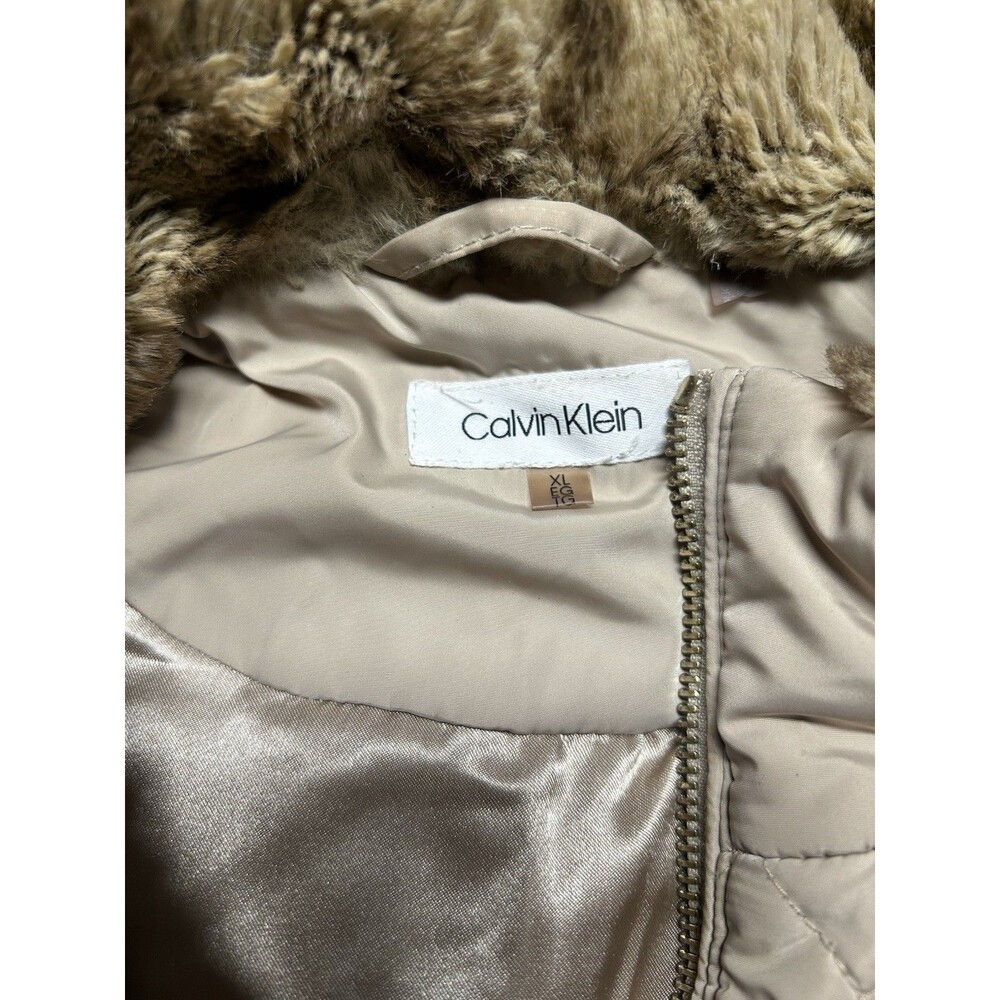 Calvin Klein Quilted Puffer Vest Faux Fur Collar Beige Women’s XL - Picture 8 of 9